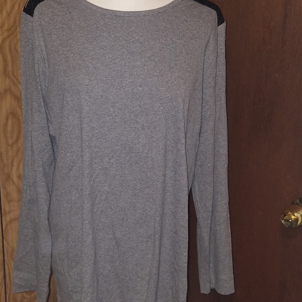 Long sleeve shirts